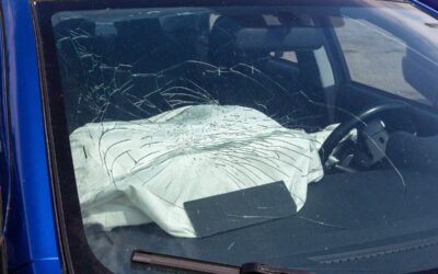 How Windshield Damage Affects Airbag Deployment?