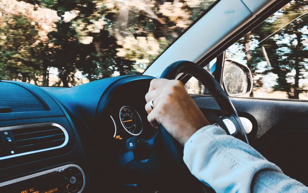 Lake Country driver reading auto glass FAQs before scheduling mobile windshield repair